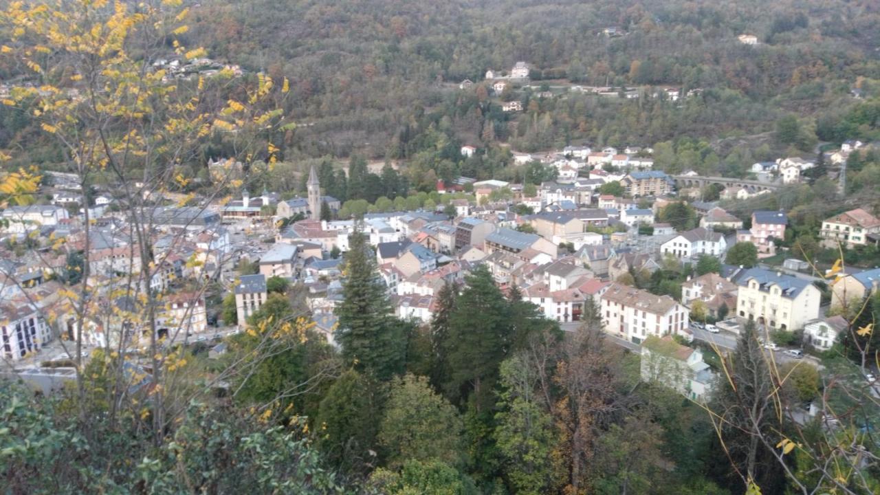 Le Calme De Ax Apartment Ax-les-Thermes Luaran gambar